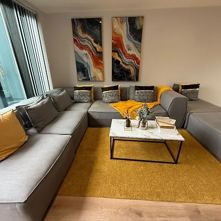 Modern Spacious Penthouse Apartman Leeds