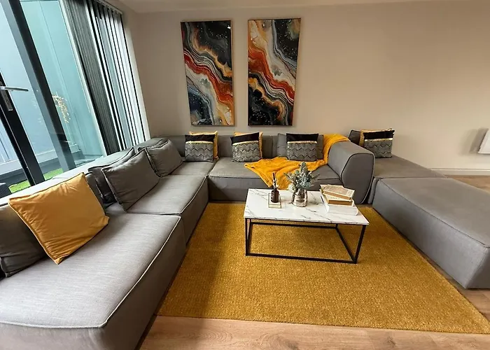 Modern Spacious Penthouse Apartman Leeds