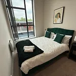 Apartment Modern Spacious Penthouse *