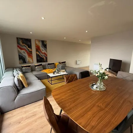 公寓 Modern Spacious Penthouse