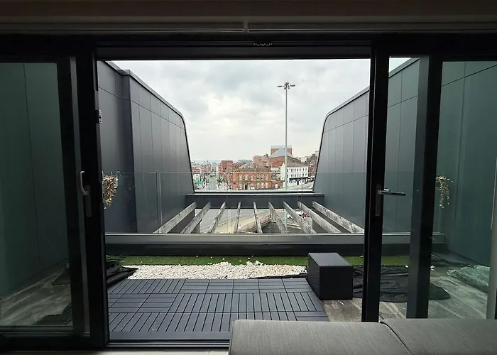 Modern Spacious Penthouse Lägenhet